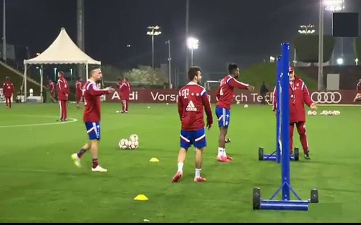 Fantastic Skill Pepe Reina, Robert Lewandowski, Frank Ribery Football Tennis Bayern Munich