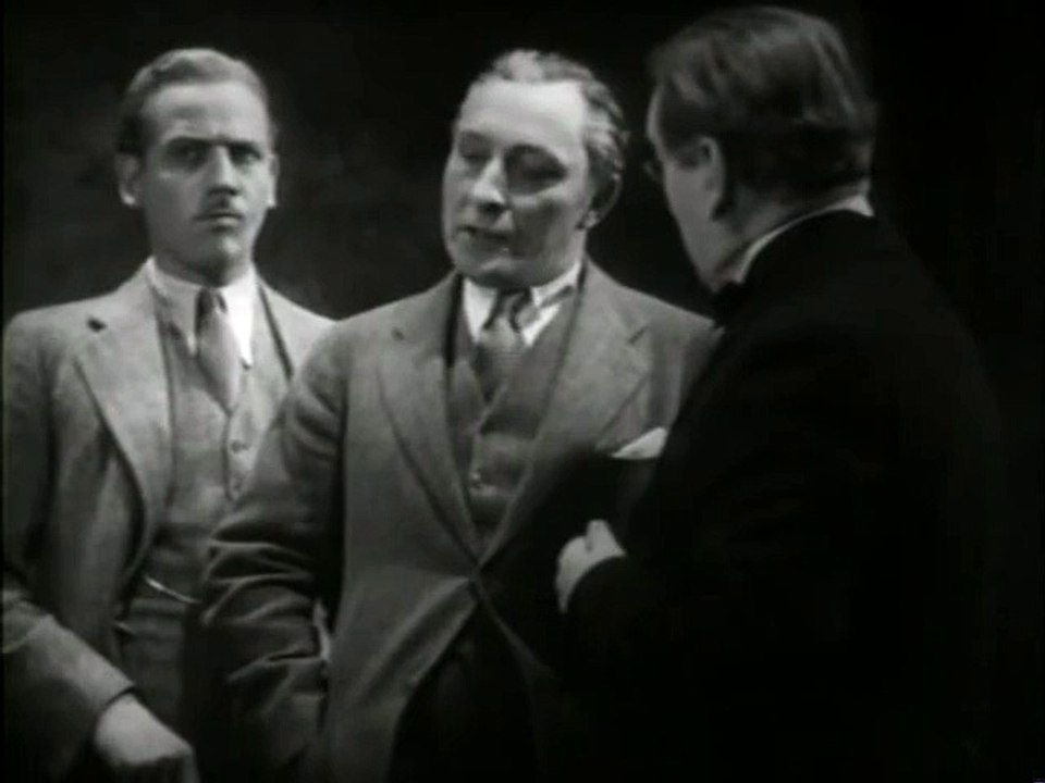 1933 - The Vampire Bat - FAY WRAY LIONEL ATWILL MELVYN DOUGLAS - Frank R. Strayer _ FULL MOVIE (480p)