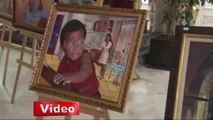 Efkan Ala, 'İçimdeki Çocuk' Resim Sergisini Gezdi
