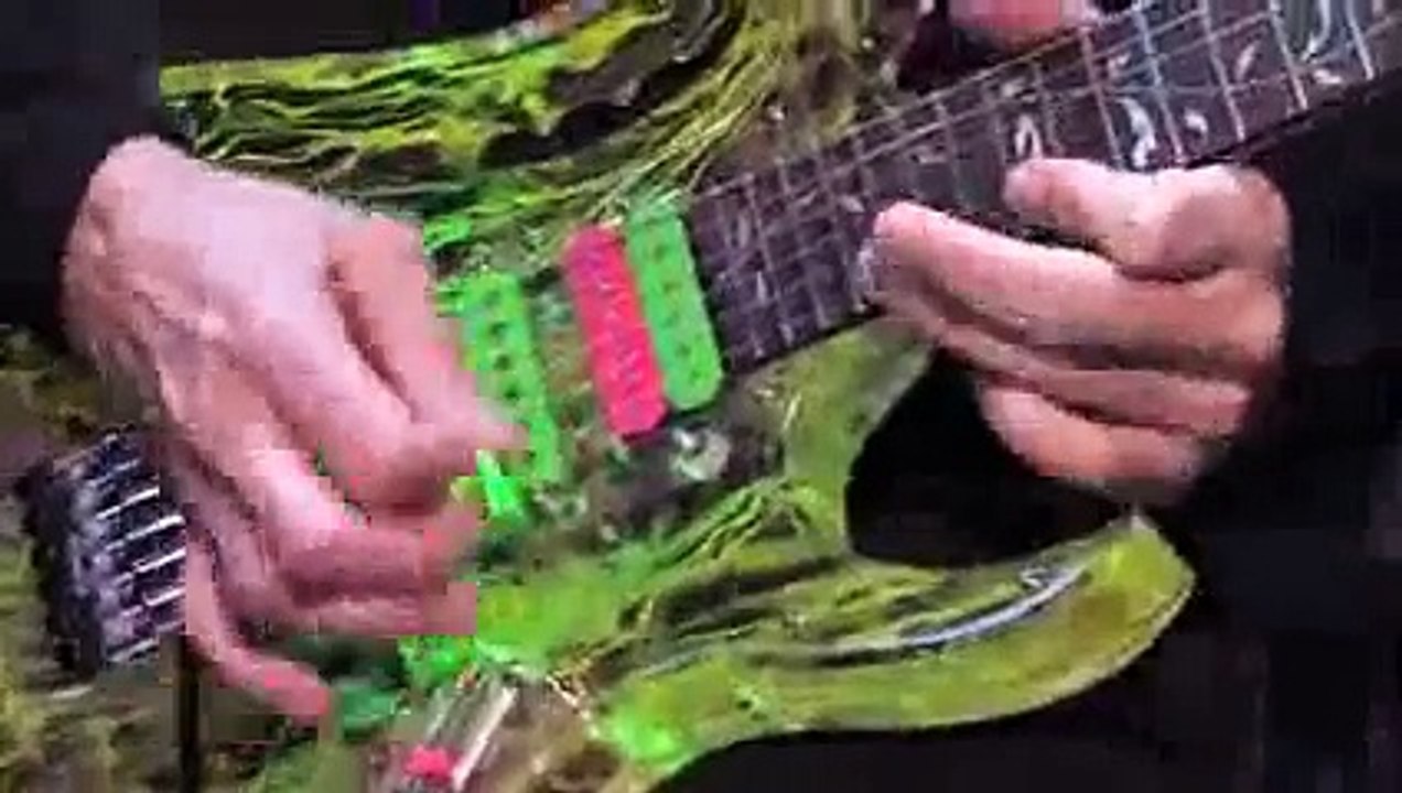 Steve vai song guitar - Concert HD Now We Run