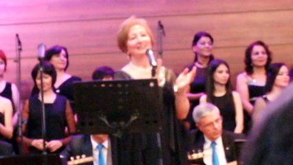 AL BASMADAN DONU VAR Bergama Türküsü AYTEN ULUSOY.