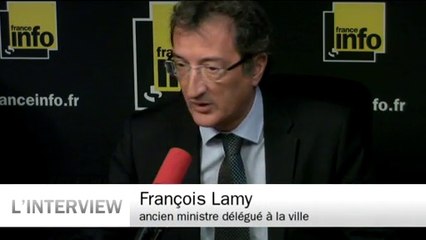 Banlieues : "Adossons tous les projets à la laïcité"
