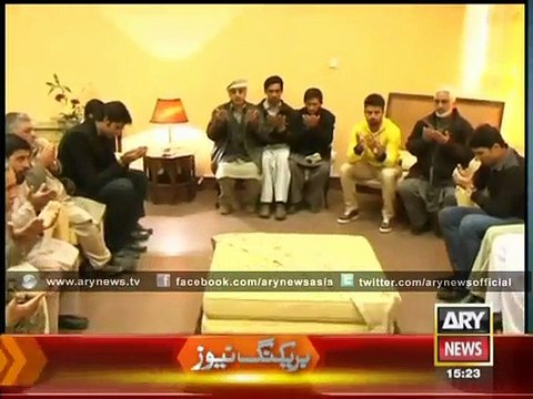 Shahid Afridi, Misbah ul Haq and Other Pakistan Team Players Meeting Families of APS Peshawar Students