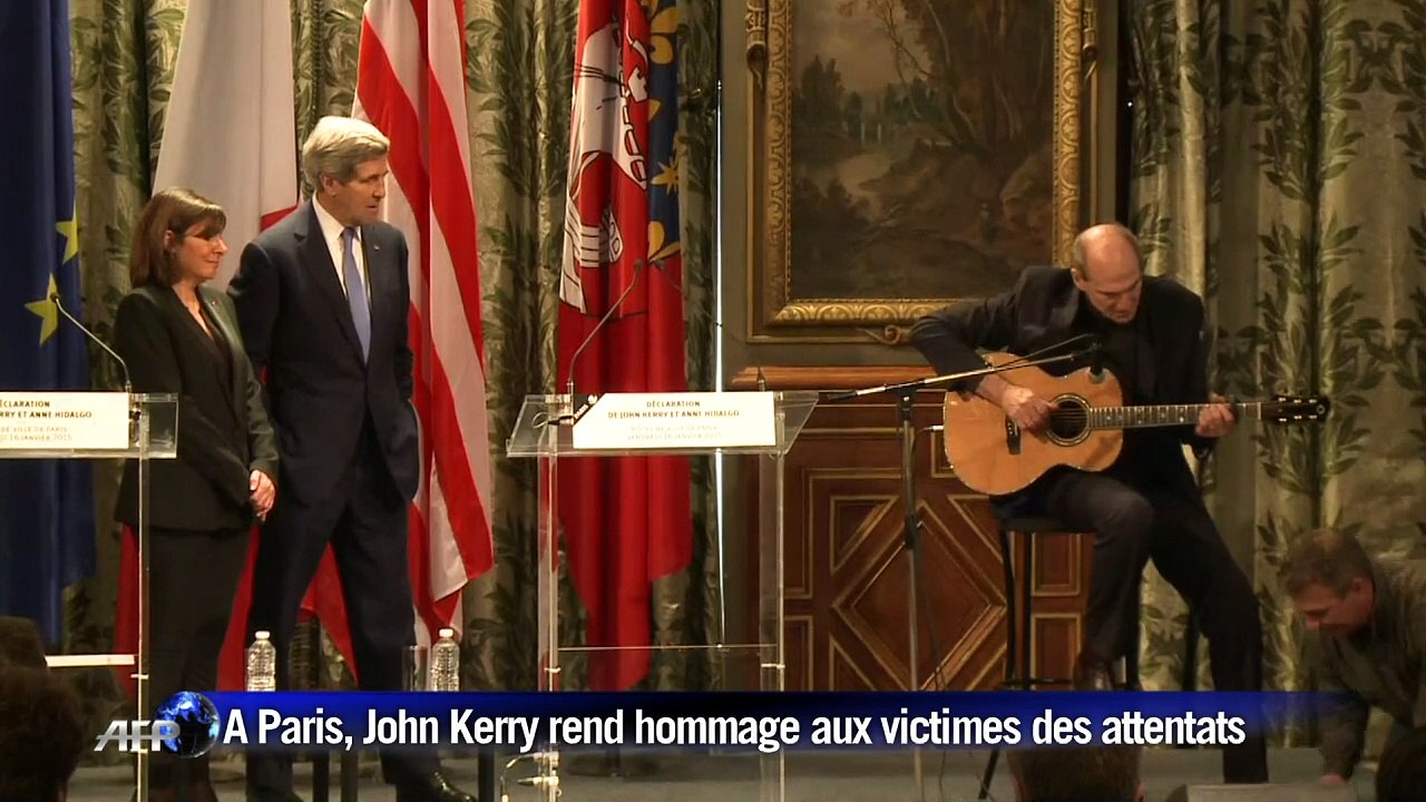 Attentats: vibrant hommage de Kerry aux victimes et aux "héros"