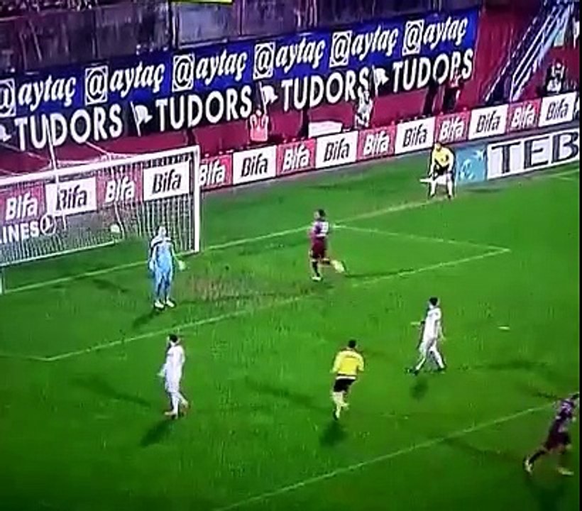 Cardozo'dan efsane gol..