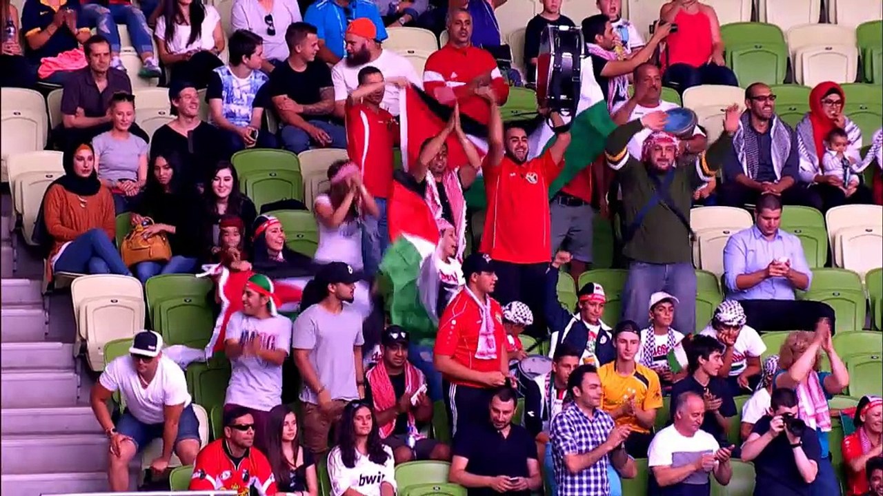 Al-Dardour's attempts CR7 celebration, fails miserably