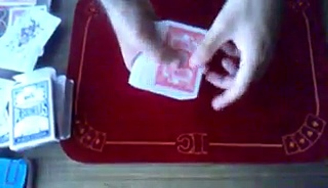 Truco de magia: Carta Debajo De La Moneda.