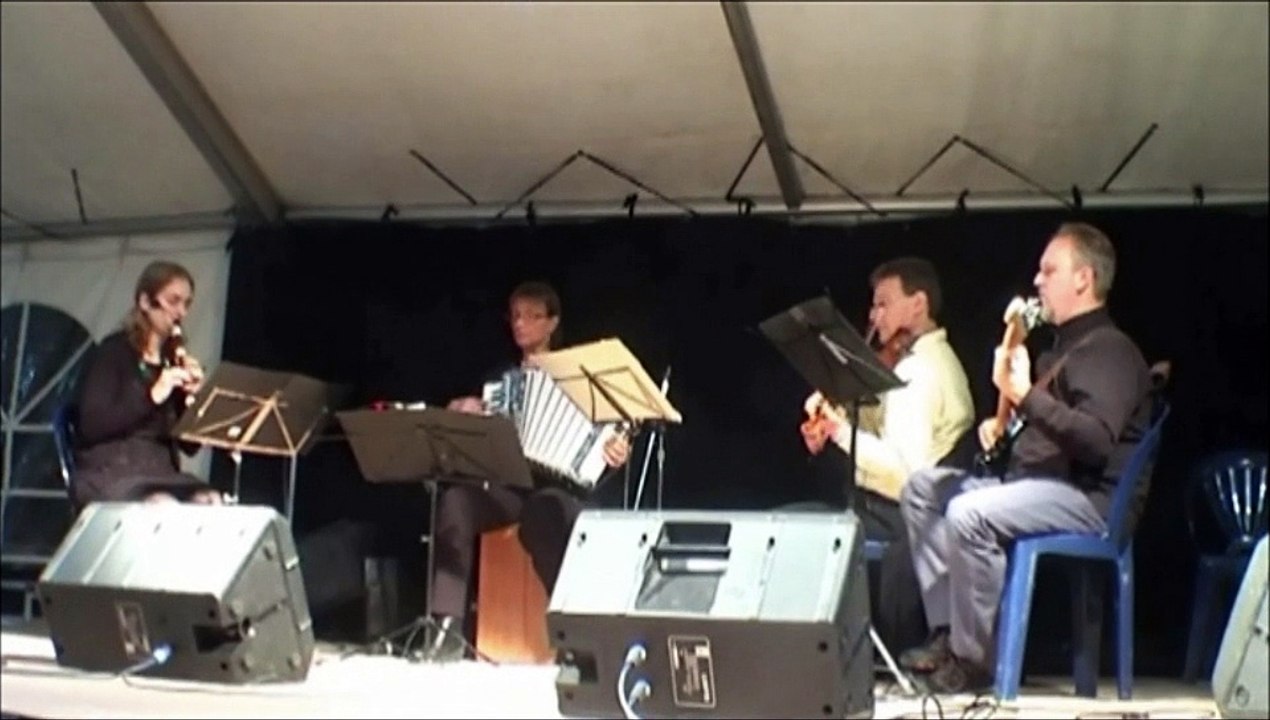 Folkadie sur la Grand-Place de Nivelles