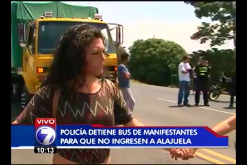 Tránsito detiene bus de manifestantes de UCR por tener exceso de 8 pasajeros