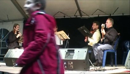 Folkadie sur la Grand-Place de Nivelles