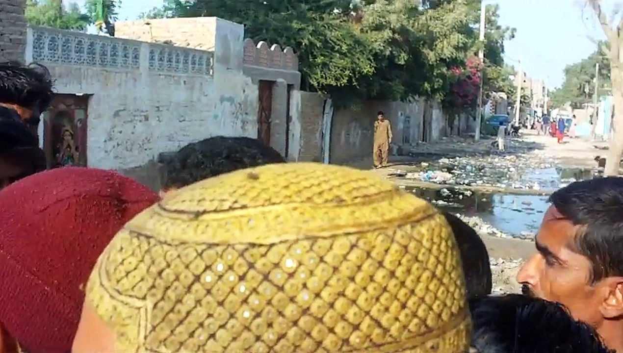 Ayaz Latif Palijo visited different areas of Qasimabad Expose  PPP Corruption 16,Jan 2015