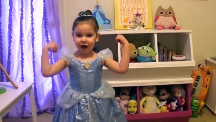 This Little Girl With Cancer Just Found Out She's Going To Disneyland In The Cutest Way