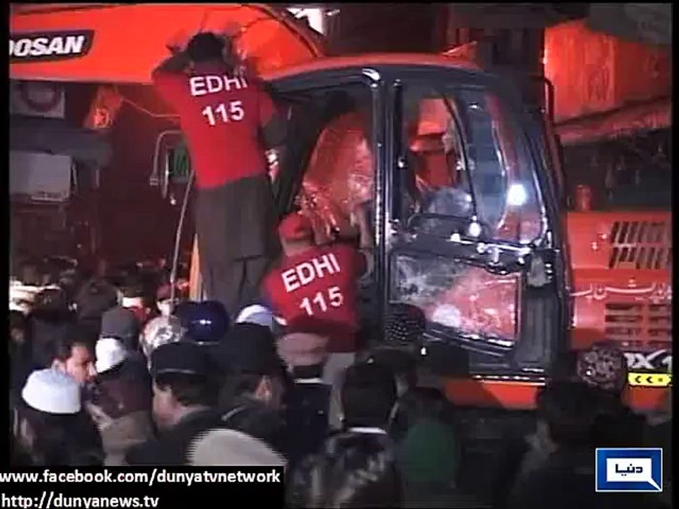 Dunya News - FIR registered against 4 people including Administrator Peshawar during anti-encroachment operation