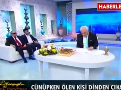 Nihat Hatipoğlu'na 'Banyoda Çıplak Yıkanılır mı' Sorusu