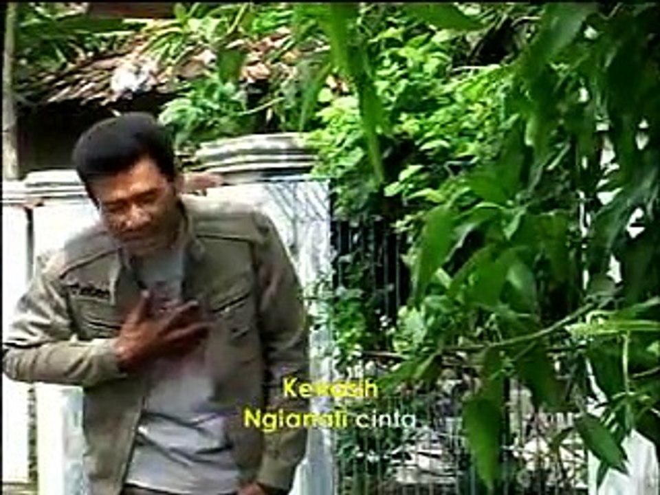 LARA PIKIRAN papae anis @ lagu tarling