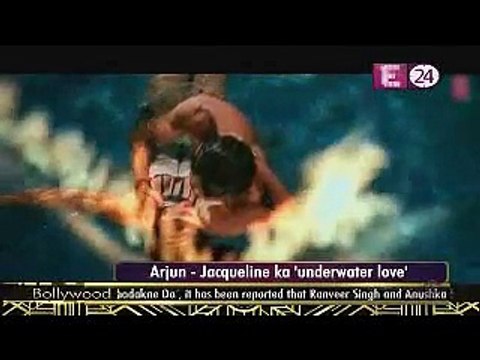 Arjun And Jacquline Ka 'Under Water' Romance 17th January 2015 apnicommunity.com