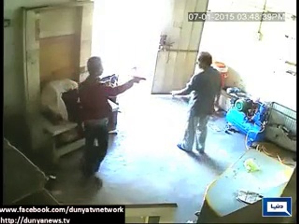 Factory supervisor killed in Karachi for not paying extortion money