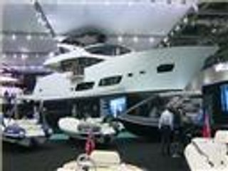 معرض إكسل لليخوت في لندن يحتفل بعامه الـ61