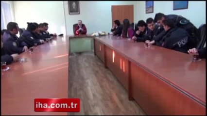 Coplarla Nikah Salonuna Giren Çifte Kelepçe Taktılar