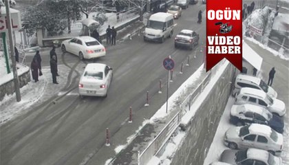 Kar yolları buz pistine çevirdi