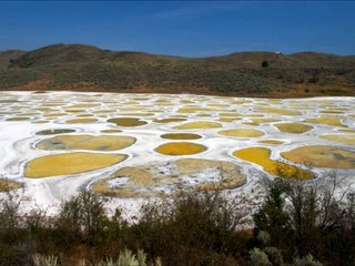 10 most alien and weird places on earth
