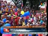Venezolanos se congregan en el Palacio de Miraflores