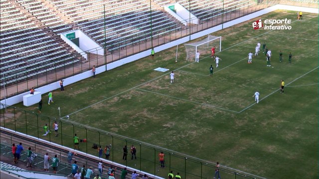 Formiga, de cabeça, abre o placar para o Gama contra o Zalgiris