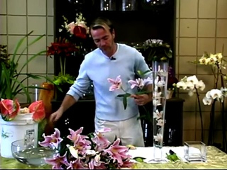How to Make a Wedding Flower Arrangement - How to Prepare Flowers for Floral Arrangements