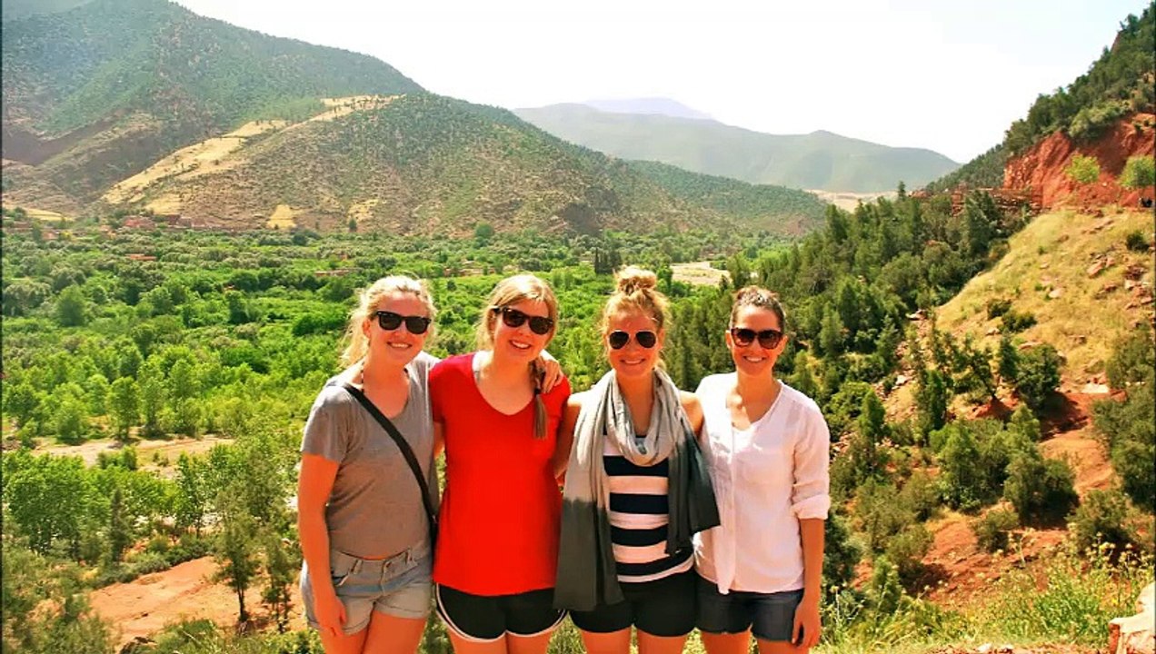 3 days desert tours from Marrakech to Fez via Erg Chebbi.