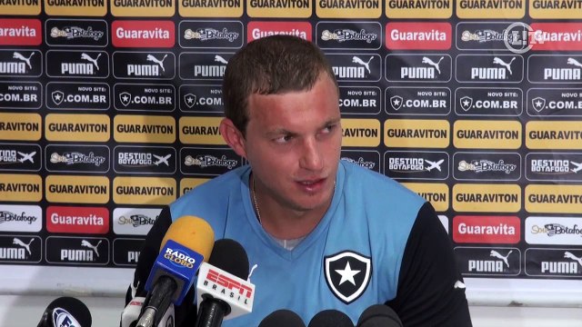 Volante elogia pré-temporada e projeta Bota forte fisicamente