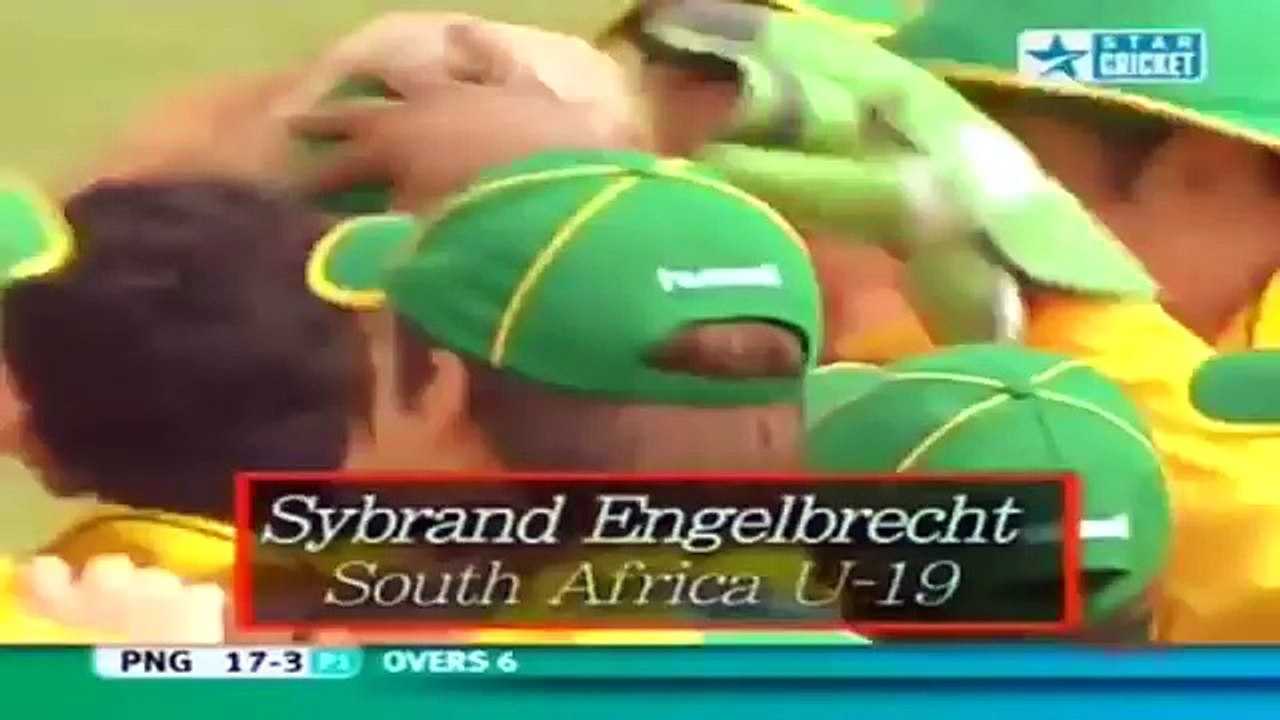 Top 10 Best Catches In Cricket History v3