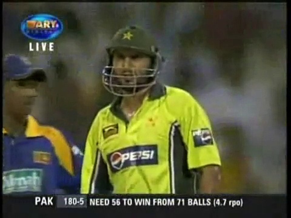 Shahid Afridi 6 Sixes in over -must watch