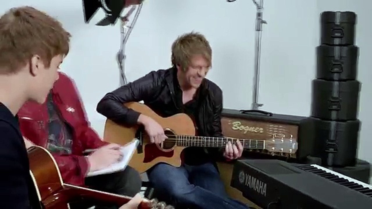 Justin Bieber - That Should Be Me ft. Rascal Flatts