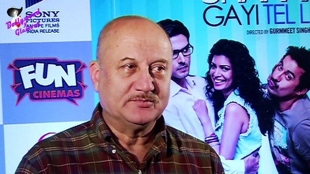 Hirthik Roshan & others celebs at Screening of 'Sharafat Gai Tel Lene'