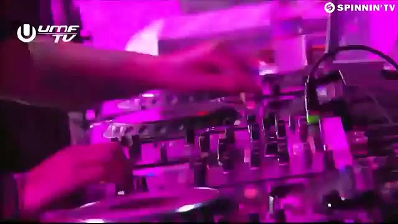 Tom Staar & Still Young - Wide Awake (Steve Angello Live @ Ultra Japan 2014) [Available January 9]