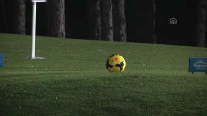 Fenerbahçeli Futbolcular Footgolf Oynadı