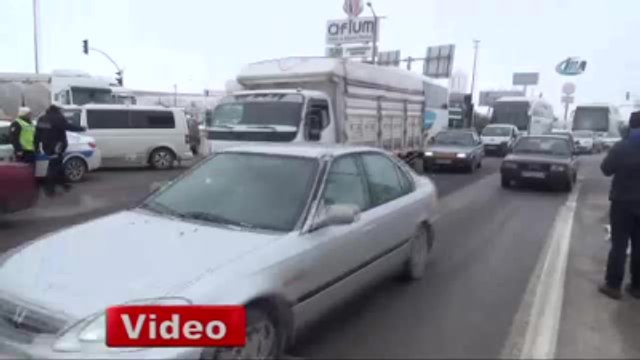 Afyonkarahisar'da Zincirleme Trafik Kazası
