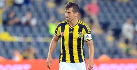 Emre Belözoğlu, Antrenmanda Emenike'yi Fırçaladı