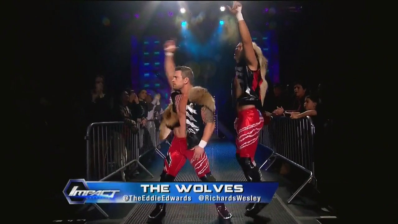 2015.01.16- The Hardy Boyz vs. The Wolves- TNA