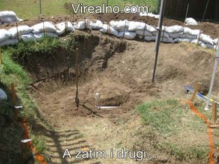 Predivan bazen u dvorištu