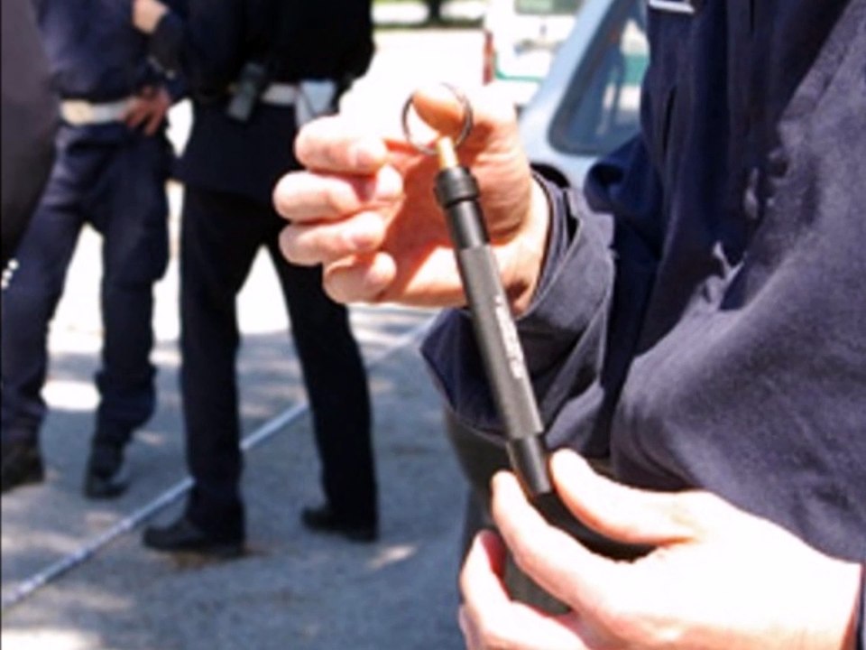 Sicurezza - via libera dello spray al peperoncino per l'ordine pubblico