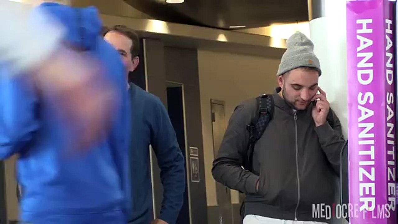 CELL PHONE CRASHING at the AIRPORT 2014!
