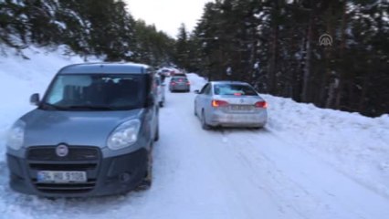 Tải video: Kartalkaya'da Kar ve Buzlanma Ulaşımı Aksattı