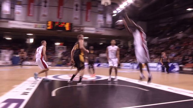 Action du Match SLUC Nancy Basket / SOM Boulogne (105-74)