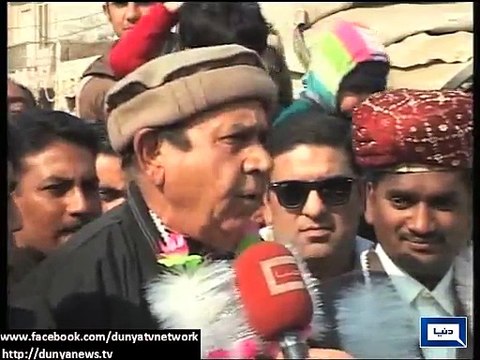 Dunya News - Gujranwala- Petrol shortage pushes life into donkey age