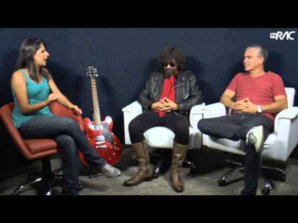 Entrevista com Ton Crivelaro e Jota Peron sobre o musical "Raul Seixas e o Fã"