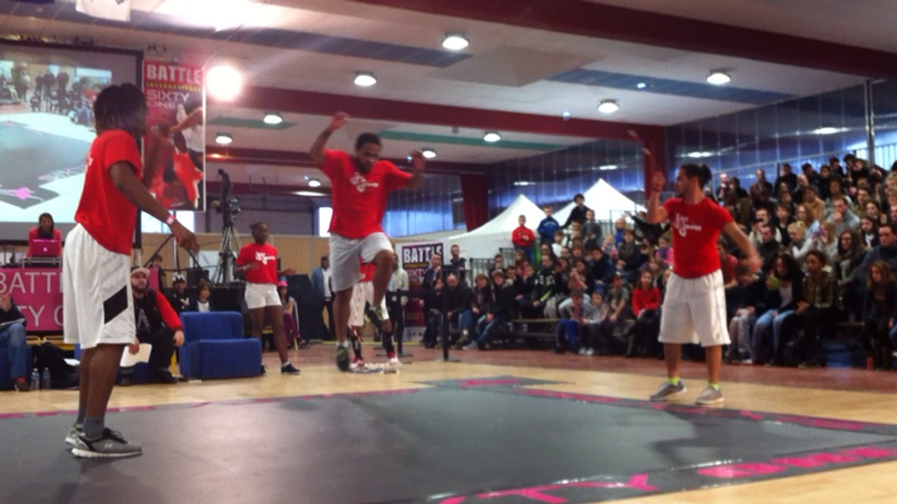 Spectacle des champions de Double Dutch