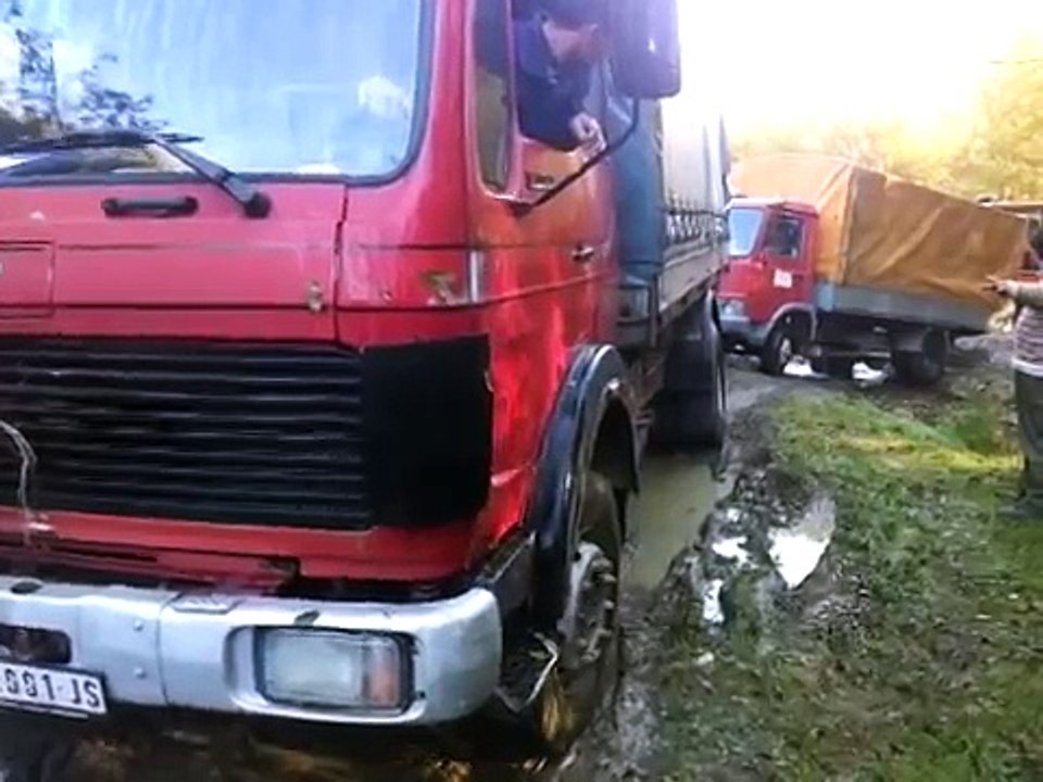 camions 4/4 voyages en foret