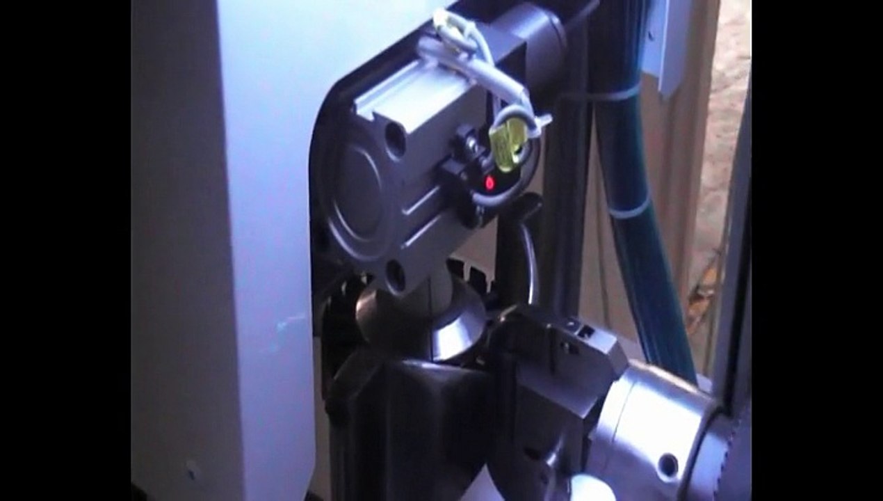 Needle winding machine for motorcycle