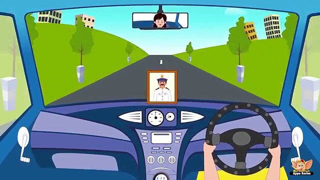 En coche va una niña - Spanish Nursery Rhyme.mp4